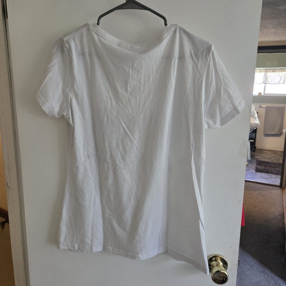 Threadless Tee - Picture 2 of 3